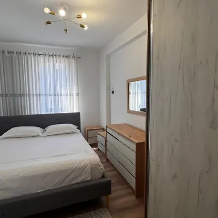 Apartamento Skyline Retreat Fresku Tirana