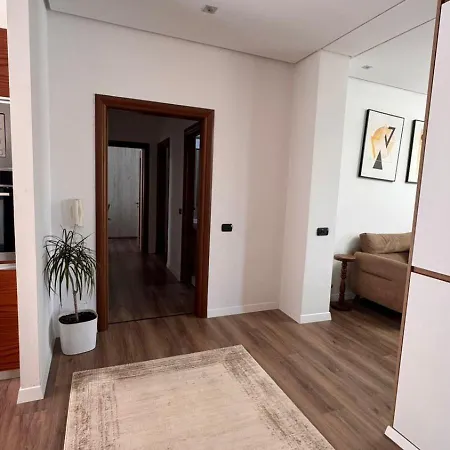 Skyline Retreat Fresku Lejlighed *